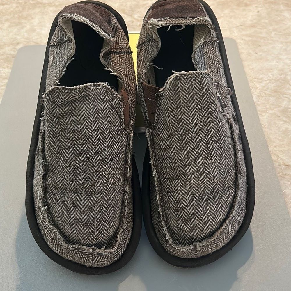 SANUK Slip On Beach Shoes